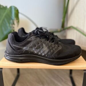 Nike Downshifter 7 - Women’s Running Shoes - Size 8.5